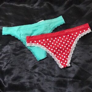 Victoria's Secret Thong Panties in Medium